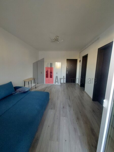 Aparatorii Patriei, garsoniera de inchiriat cu centrala.